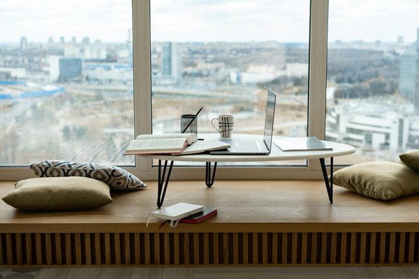 What techniques ensure a light and fluffy crumpet?